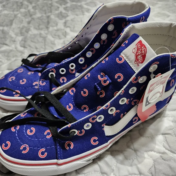 Chicago cubs vans - Picture 3 of 3